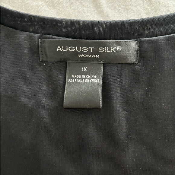 Black tank with sequins size 1X - Picture 8 of 8